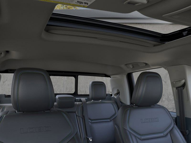 2025 Ford Maverick photo 7