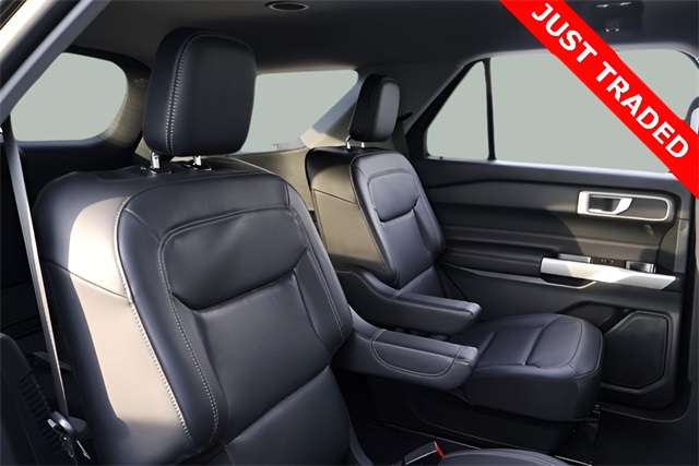 2023 Ford Explorer XLT photo 10