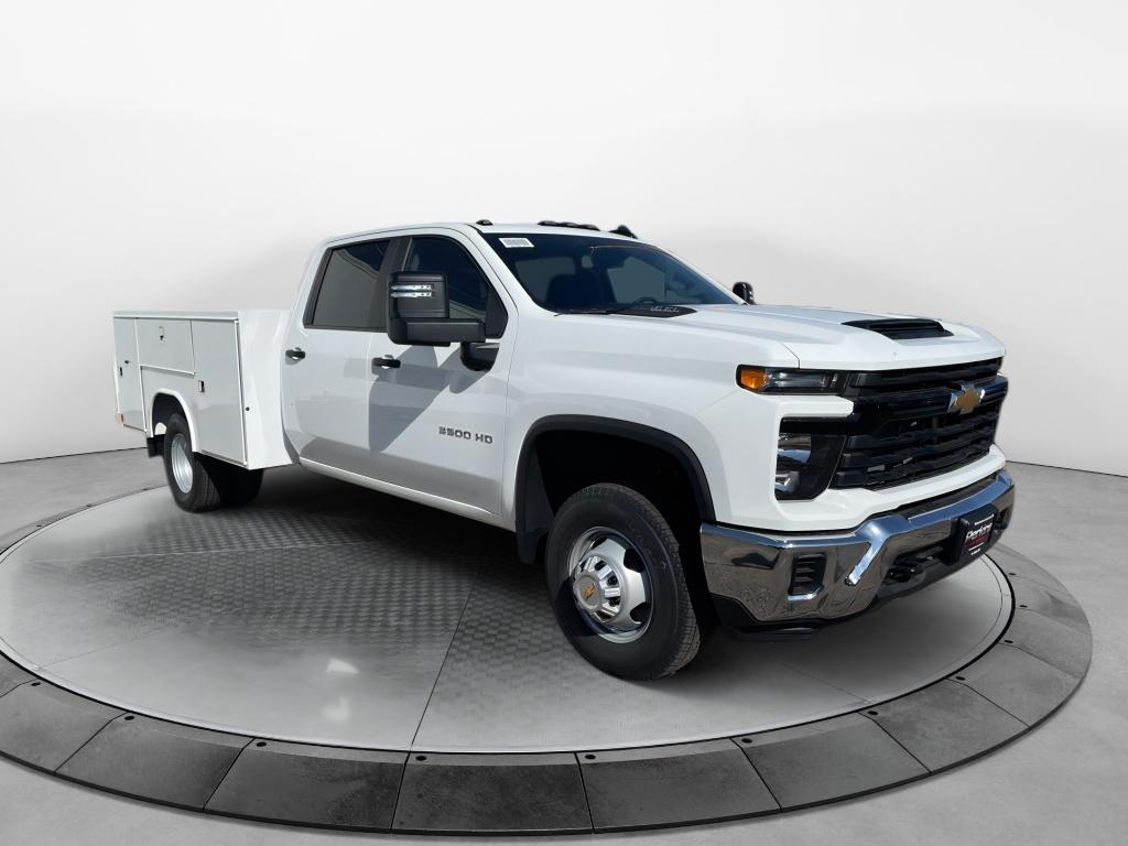 2026 Chevrolet Silverado 3500HD Work Truck photo 3