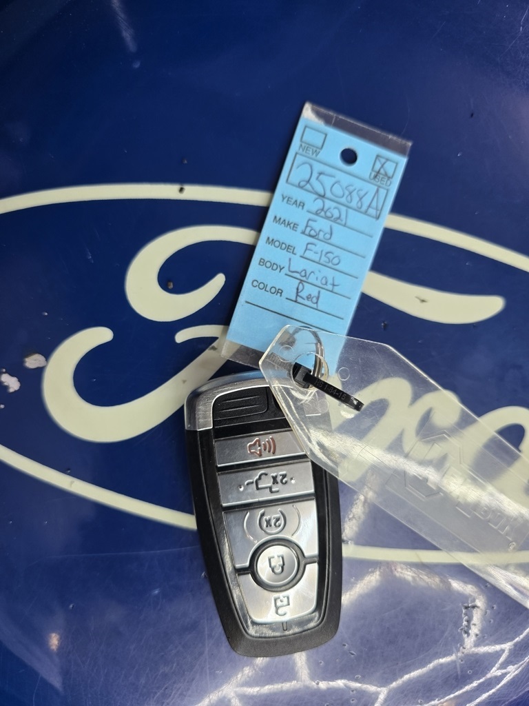 2021 Ford F-150 Lariat photo 34
