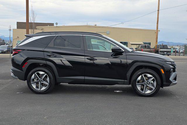 2025 Hyundai Tucson SEL photo 3