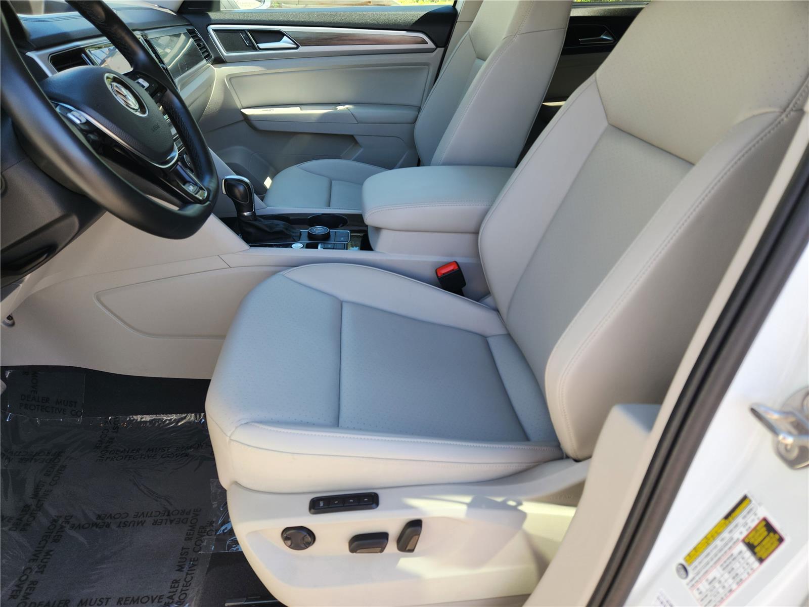2019 Volkswagen Atlas V6 SEL R-Line photo 8