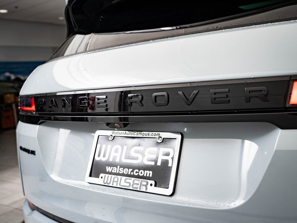 2024 Land Rover Range Rover Evoque Dynamic SE photo 9