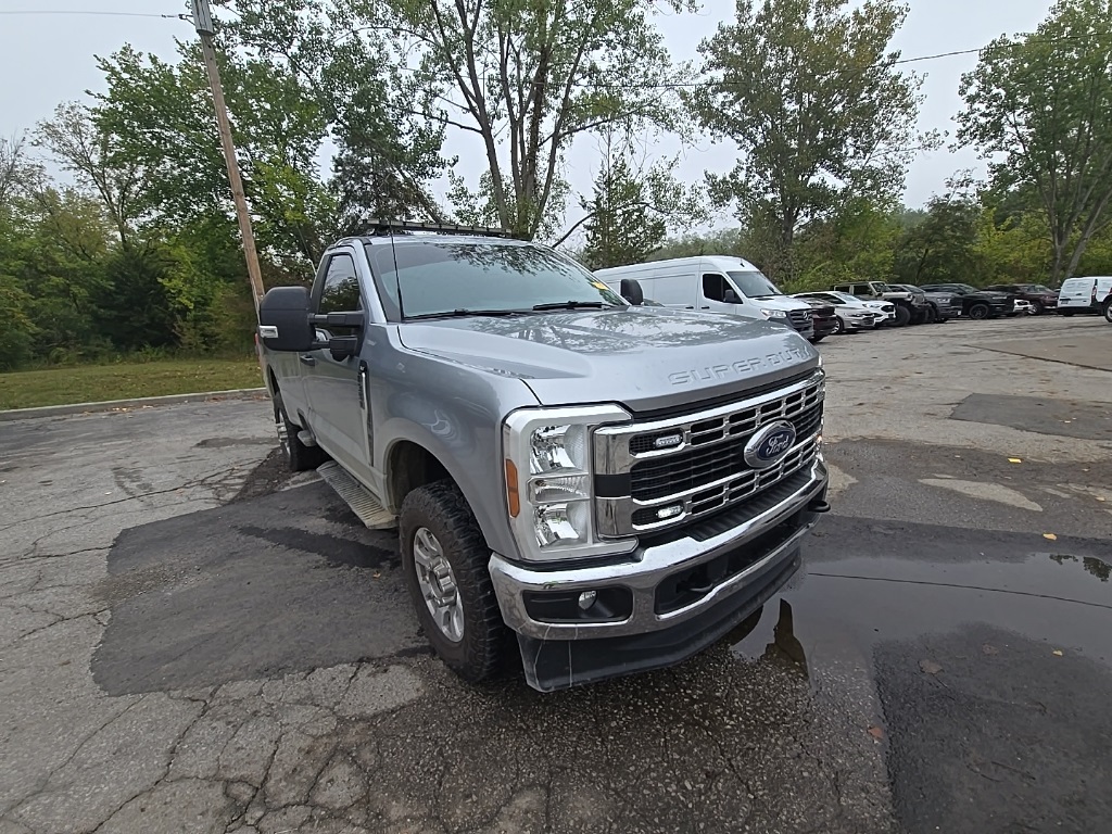2024 Ford F-350 photo 11