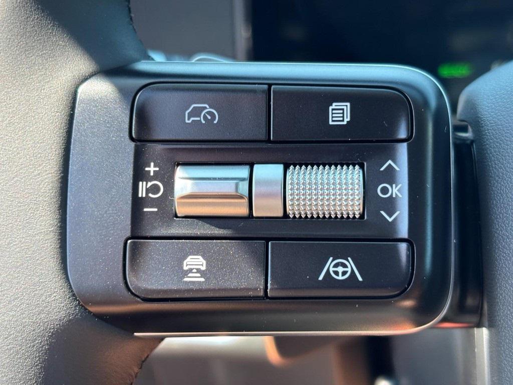 2026 Hyundai Ioniq Limited photo 13