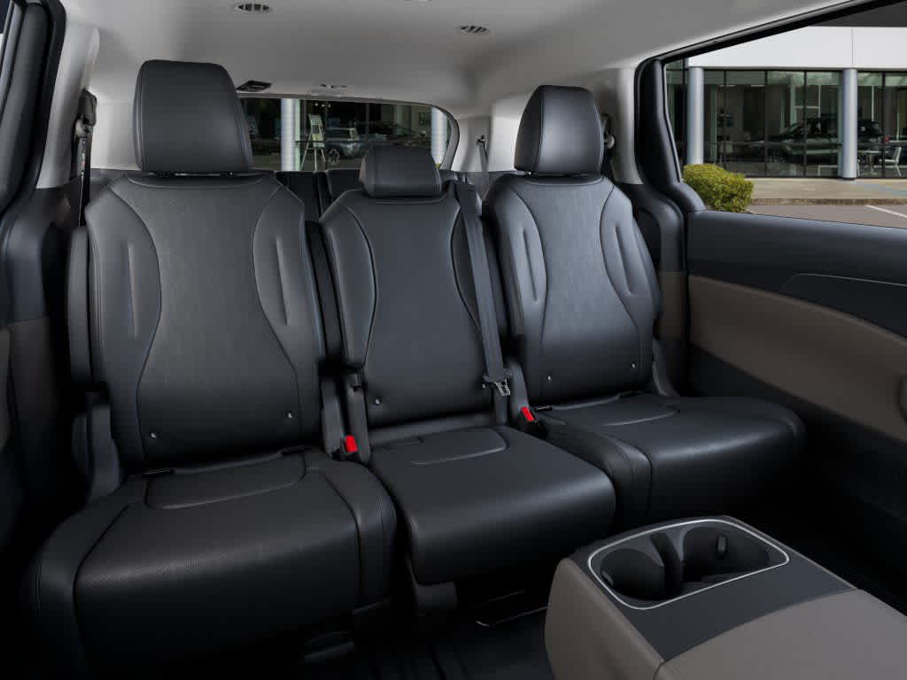 2026 Kia Carnival LXS photo 15