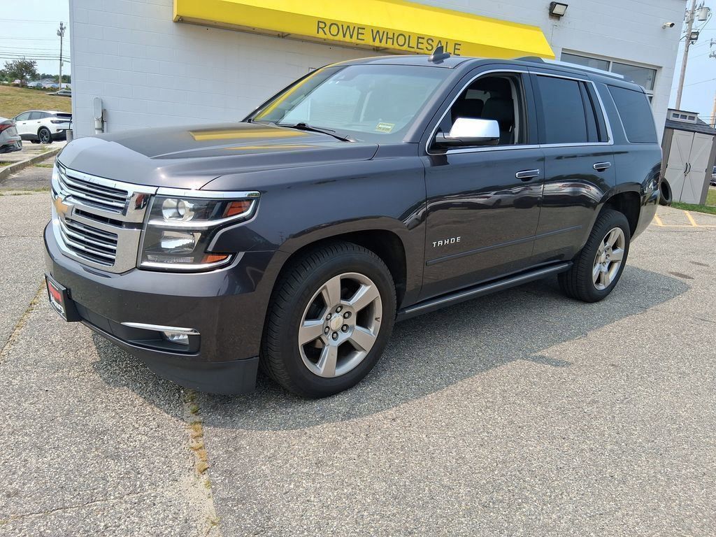 2017 Chevrolet Tahoe Premier photo 3