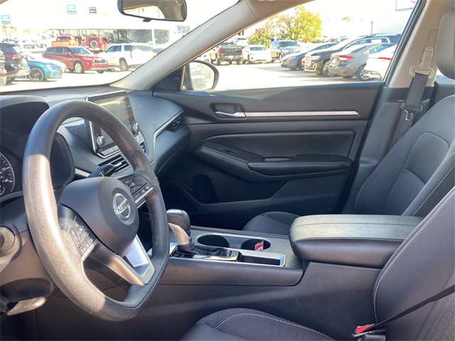 2022 Nissan Altima SV photo 20