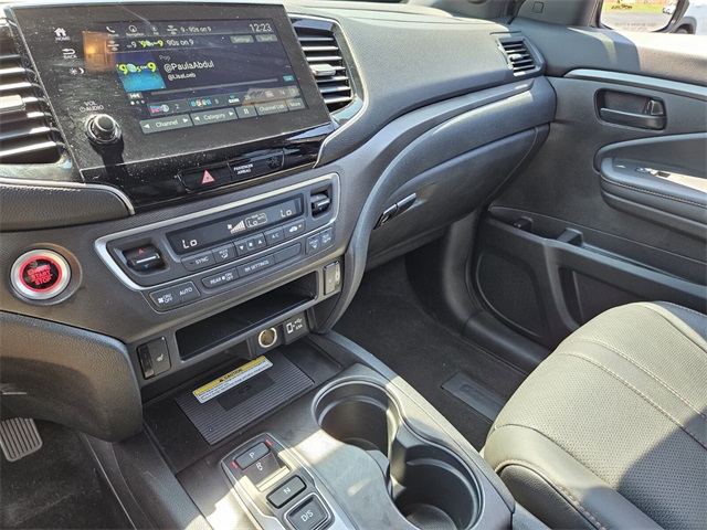 2023 Honda Passport TrailSport photo 18