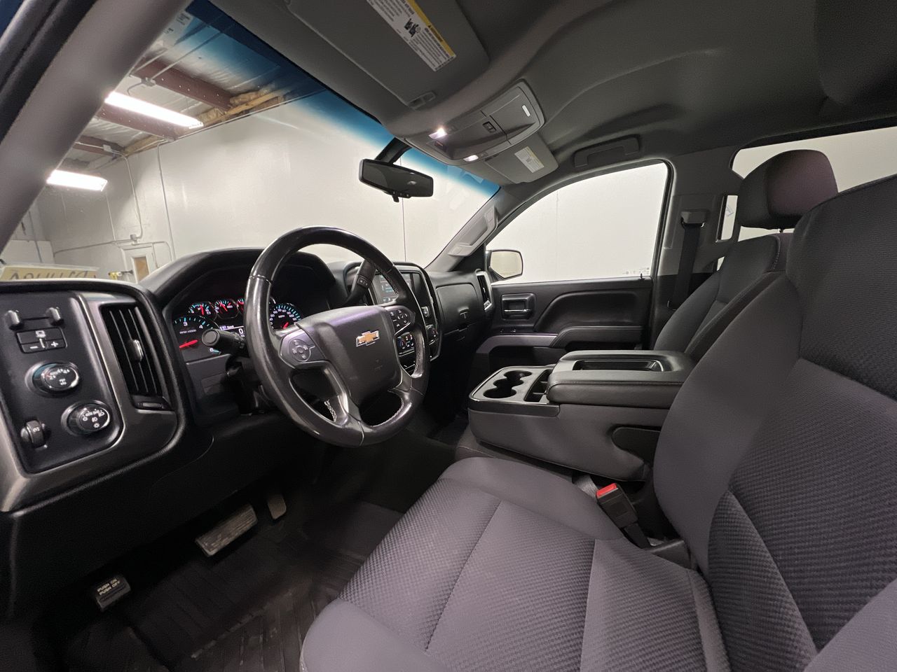 2018 Chevrolet Silverado 1500 LT photo 10