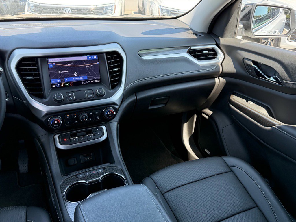 2023 Gmc Acadia SLT Elevation photo 29