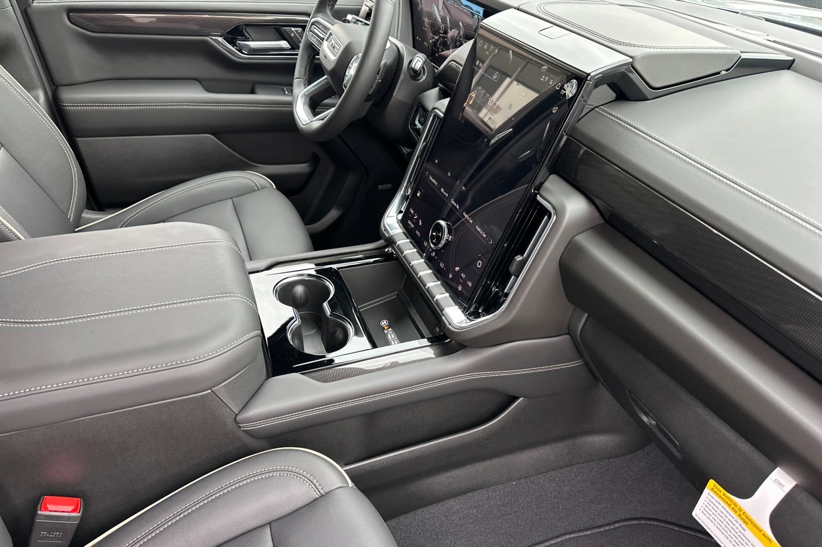 2026 Gmc Yukon photo 14
