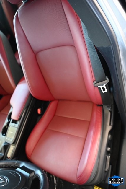 2022 Lexus IS 300 photo 18