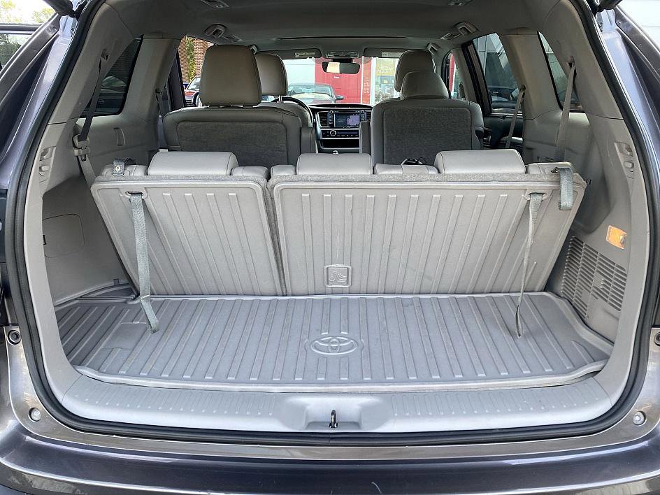 2019 Toyota Highlander XLE photo 18