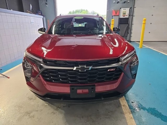 2024 Chevrolet Trax photo 3