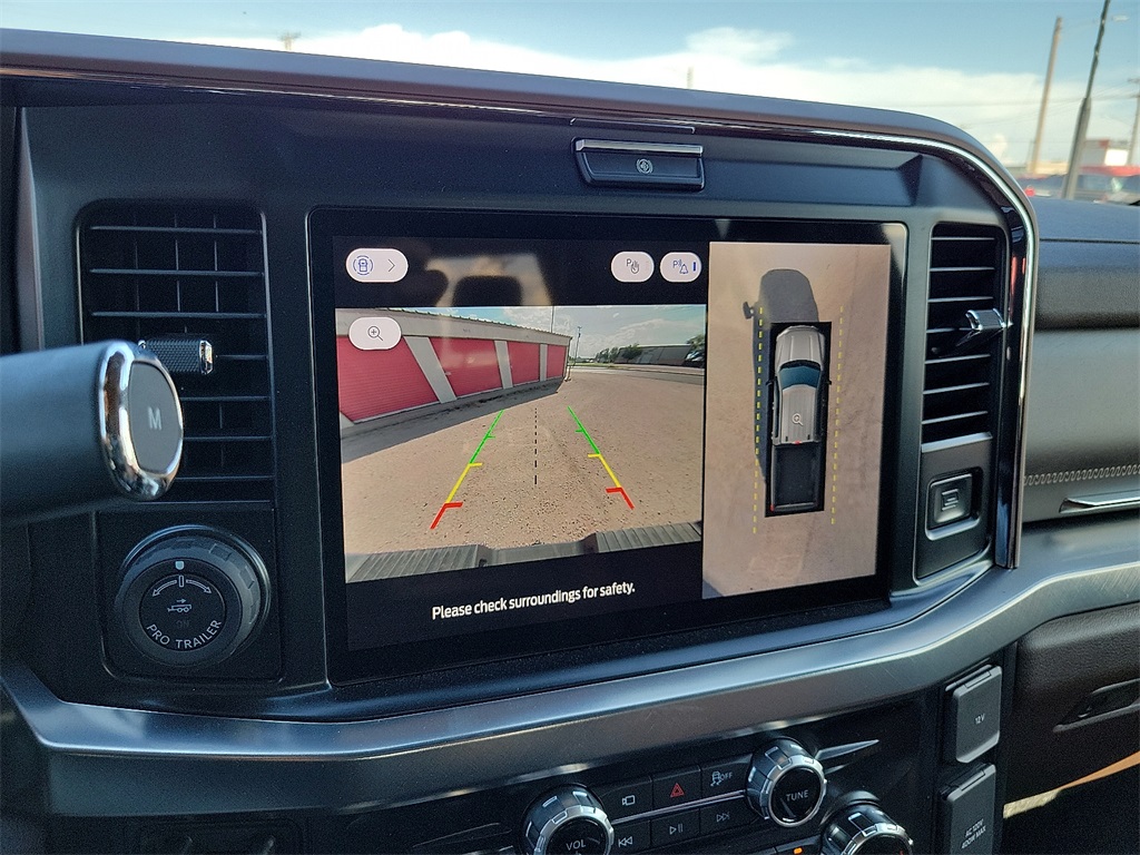 2025 Ford F-250 photo 21