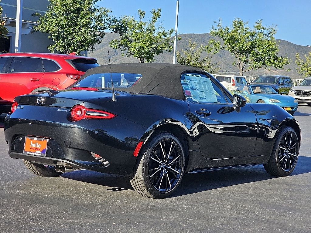 2025 Mazda MX-5 Miata Miata Grand Touring photo 12