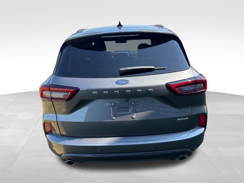 2023 Ford Escape ST-Line Elite photo 4