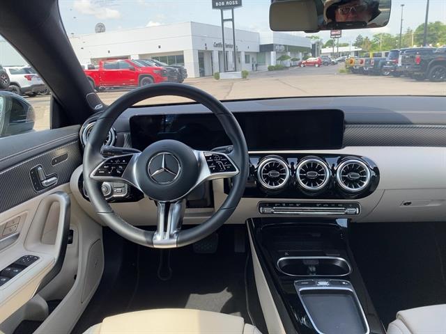 2025 Mercedes Benz CLA 250 4MATIC photo 8