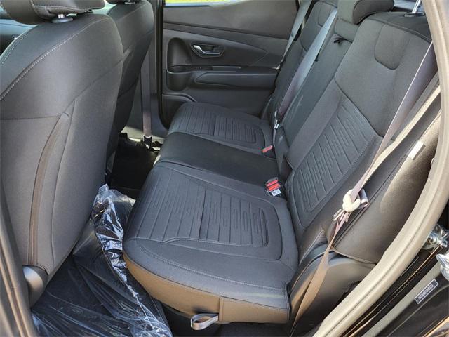 2025 Hyundai Santa Cruz SE photo 8