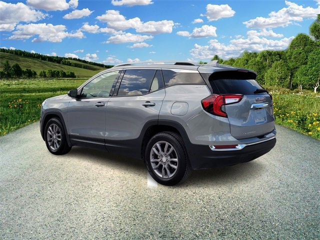 2024 Gmc Terrain SLT photo 3