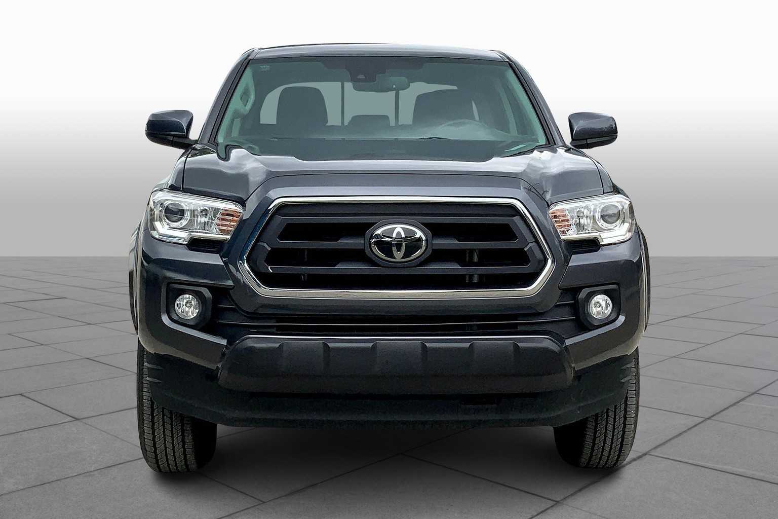 2021 Toyota Tacoma SR5 photo 3