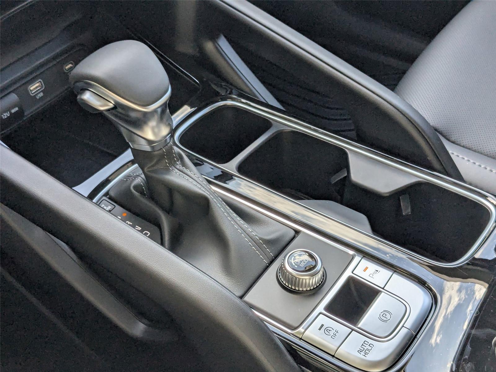 2025 Kia Telluride S photo 24