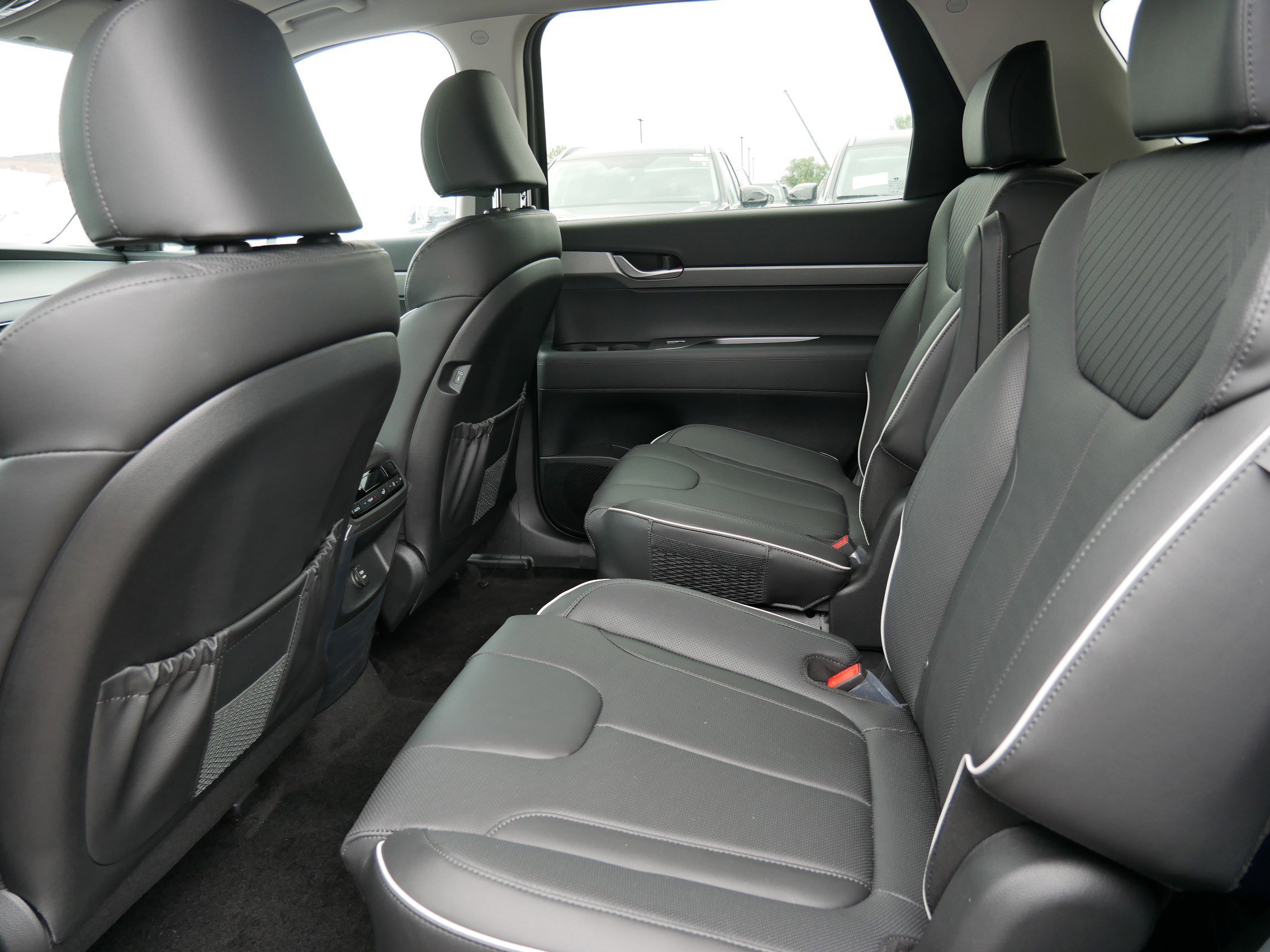2025 Hyundai Palisade SEL photo 7