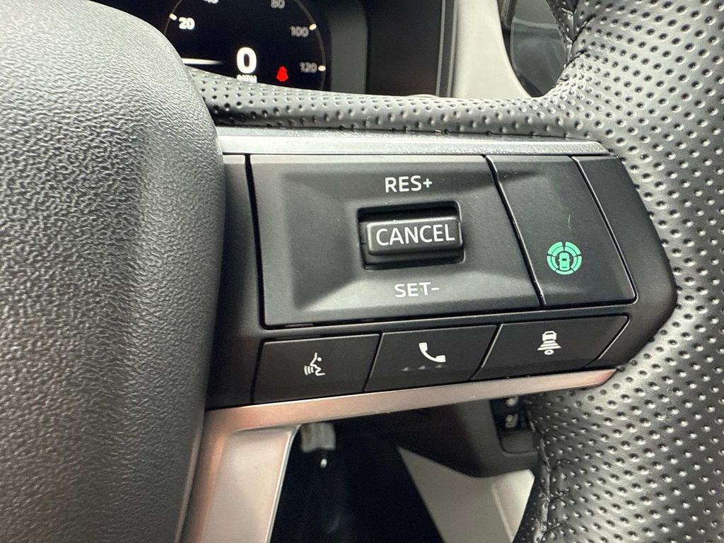 2025 Mitsubishi Outlander SEL photo 33