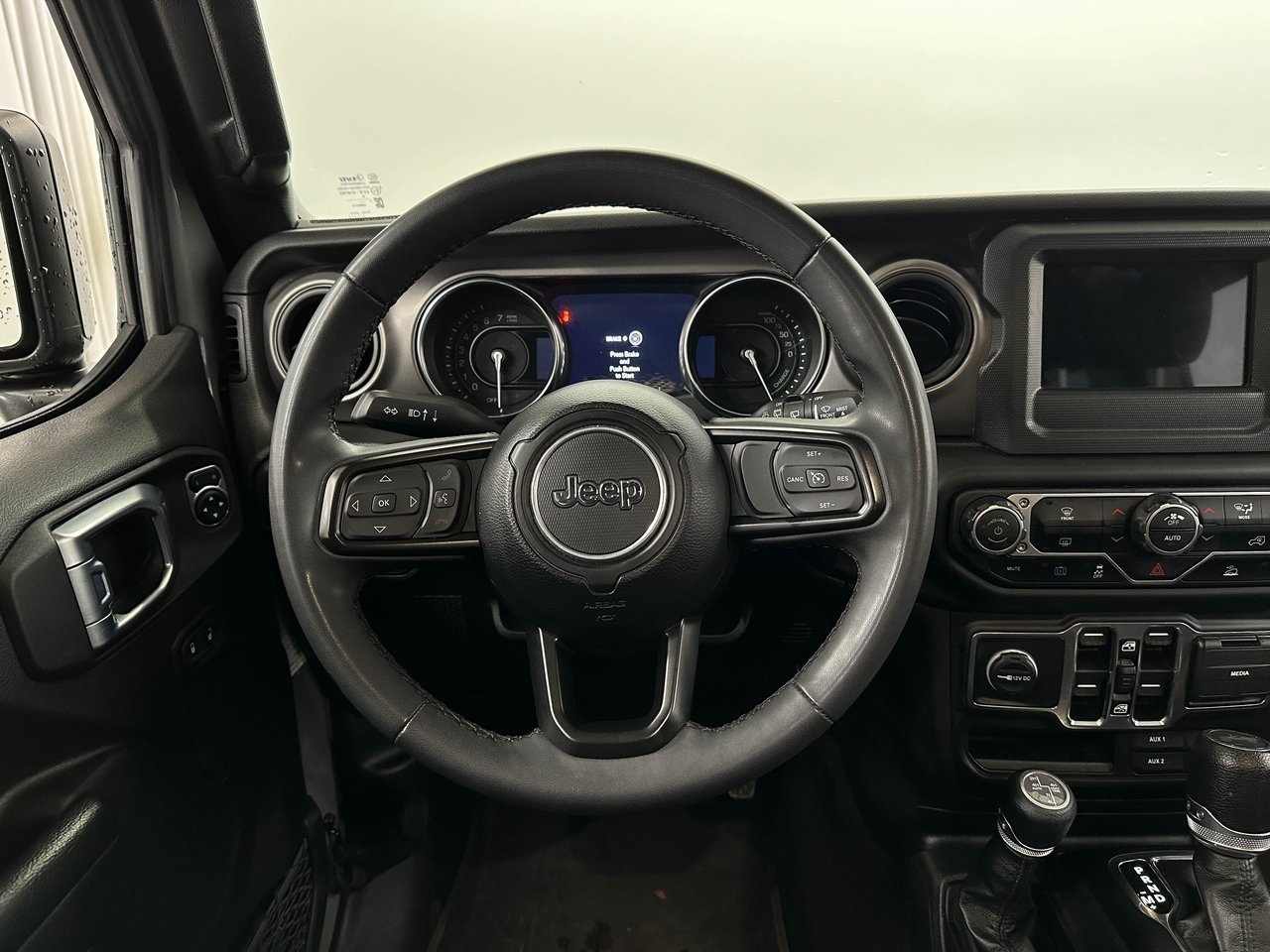 2023 Jeep Wrangler Base 4xe photo 9