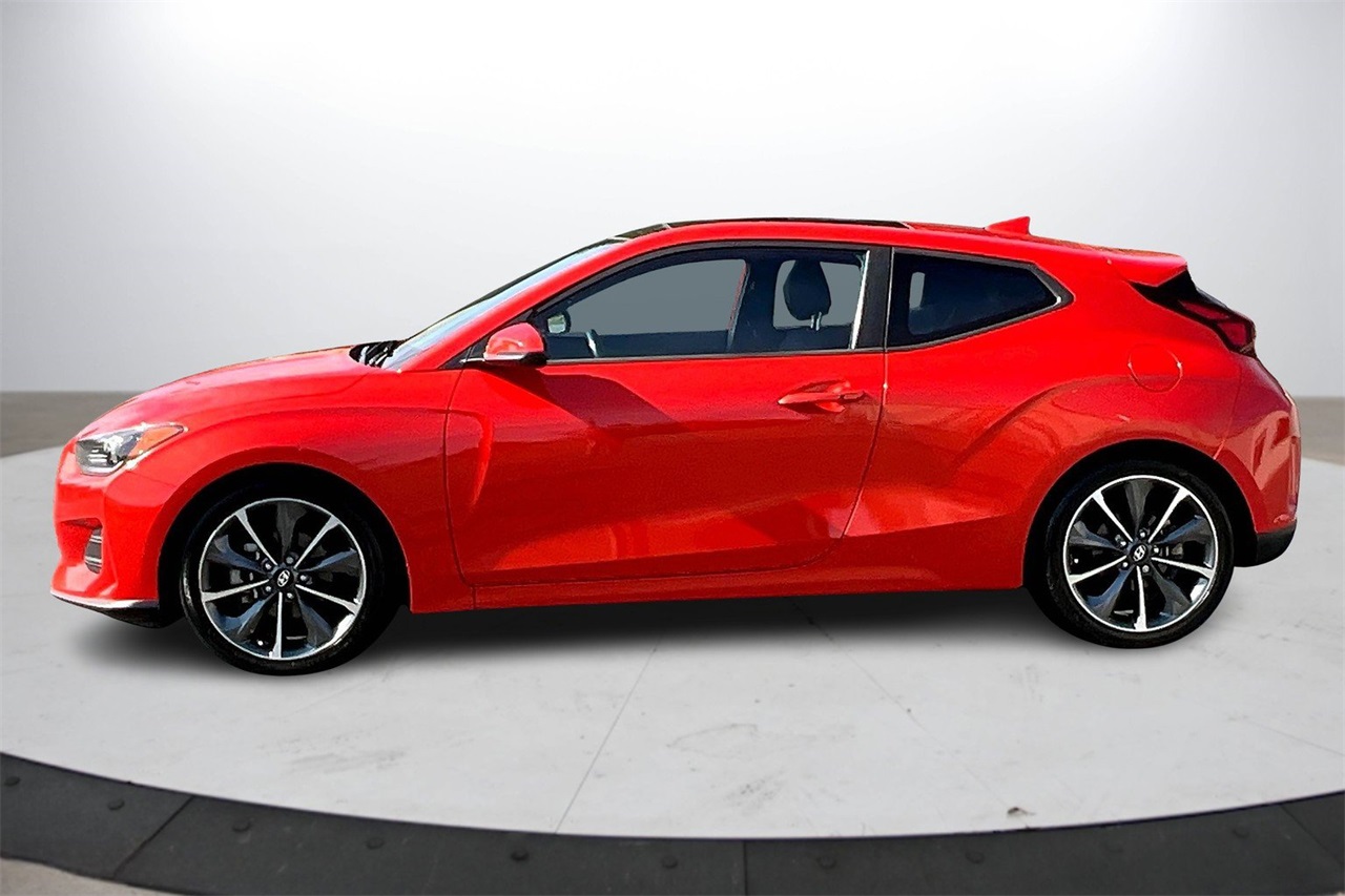 2019 Hyundai Veloster 2.0L Premium photo 5