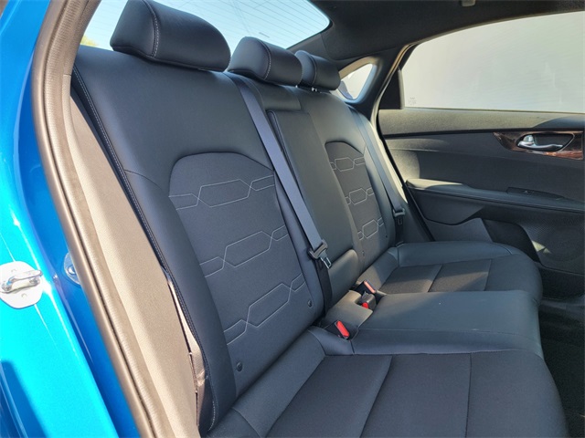 2024 Kia Forte GT-Line photo 17
