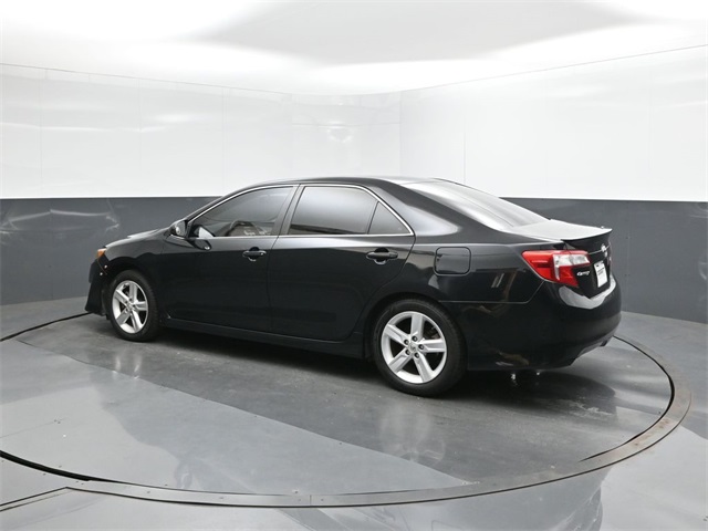 2014 Toyota Camry L photo 5
