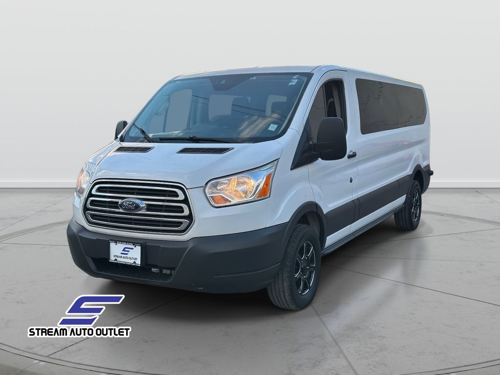 2017 Ford Transit photo 2