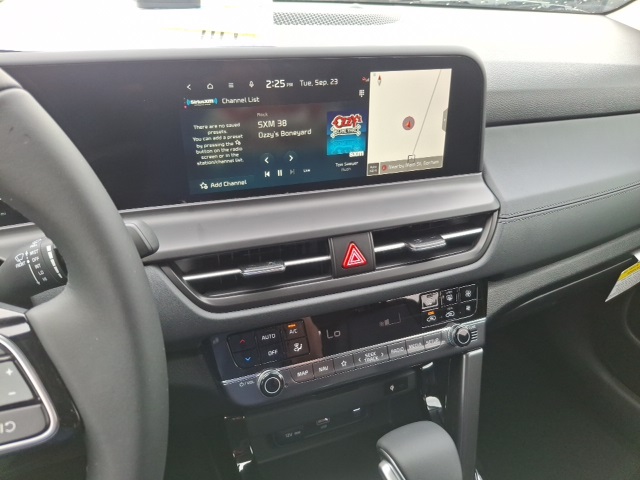 2026 Kia Seltos EX photo 17