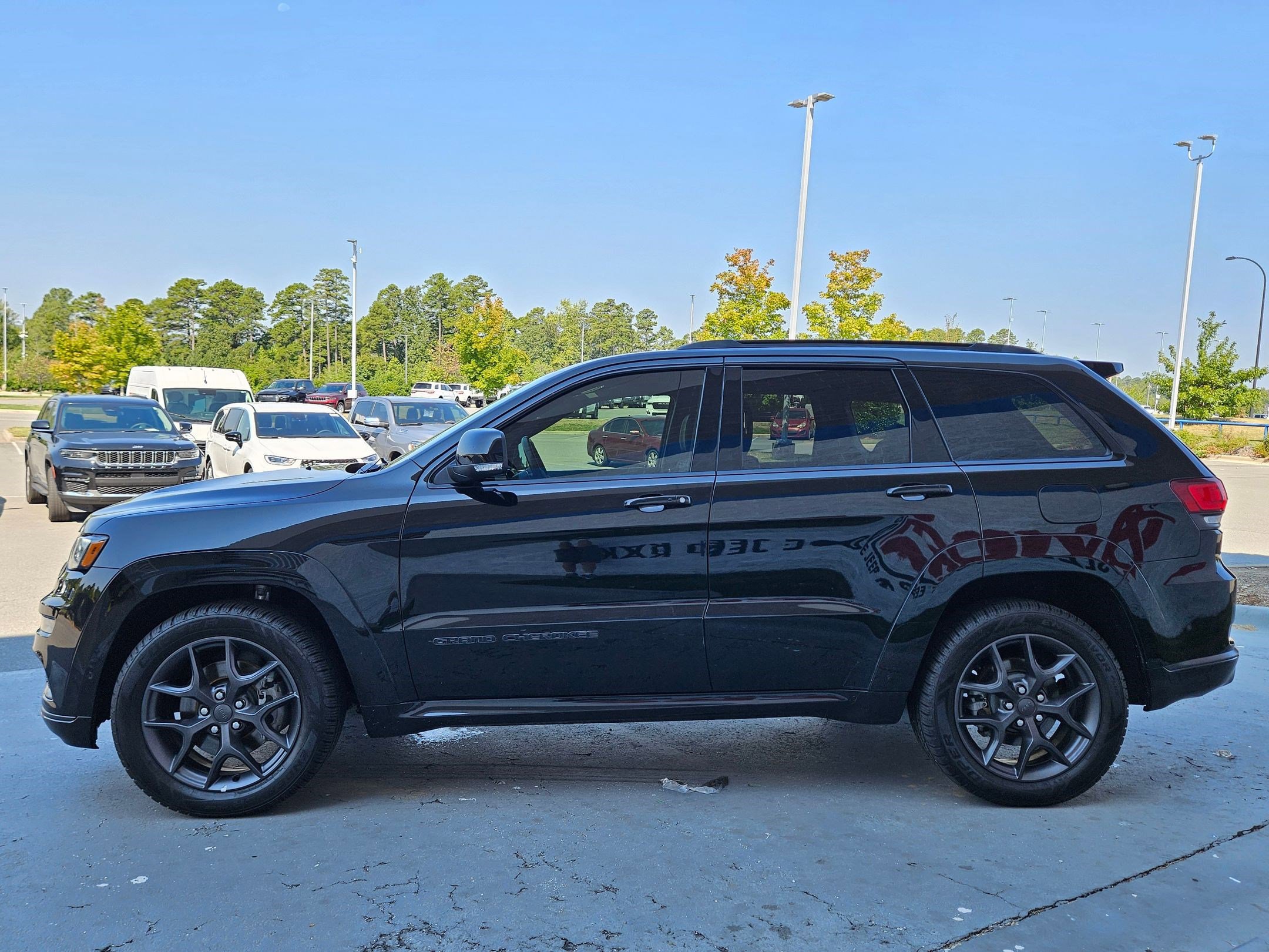 2020 Jeep Grand Cherokee Limited X photo 2