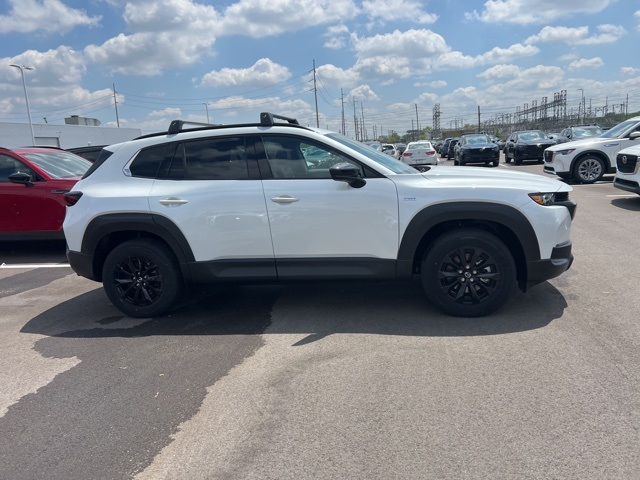 2025 Mazda CX-50 Premium photo 4