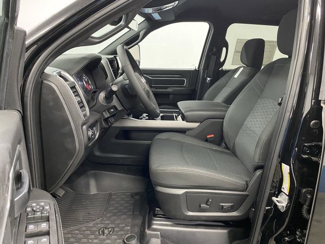 2025 Ram 2500 Big Horn photo 4