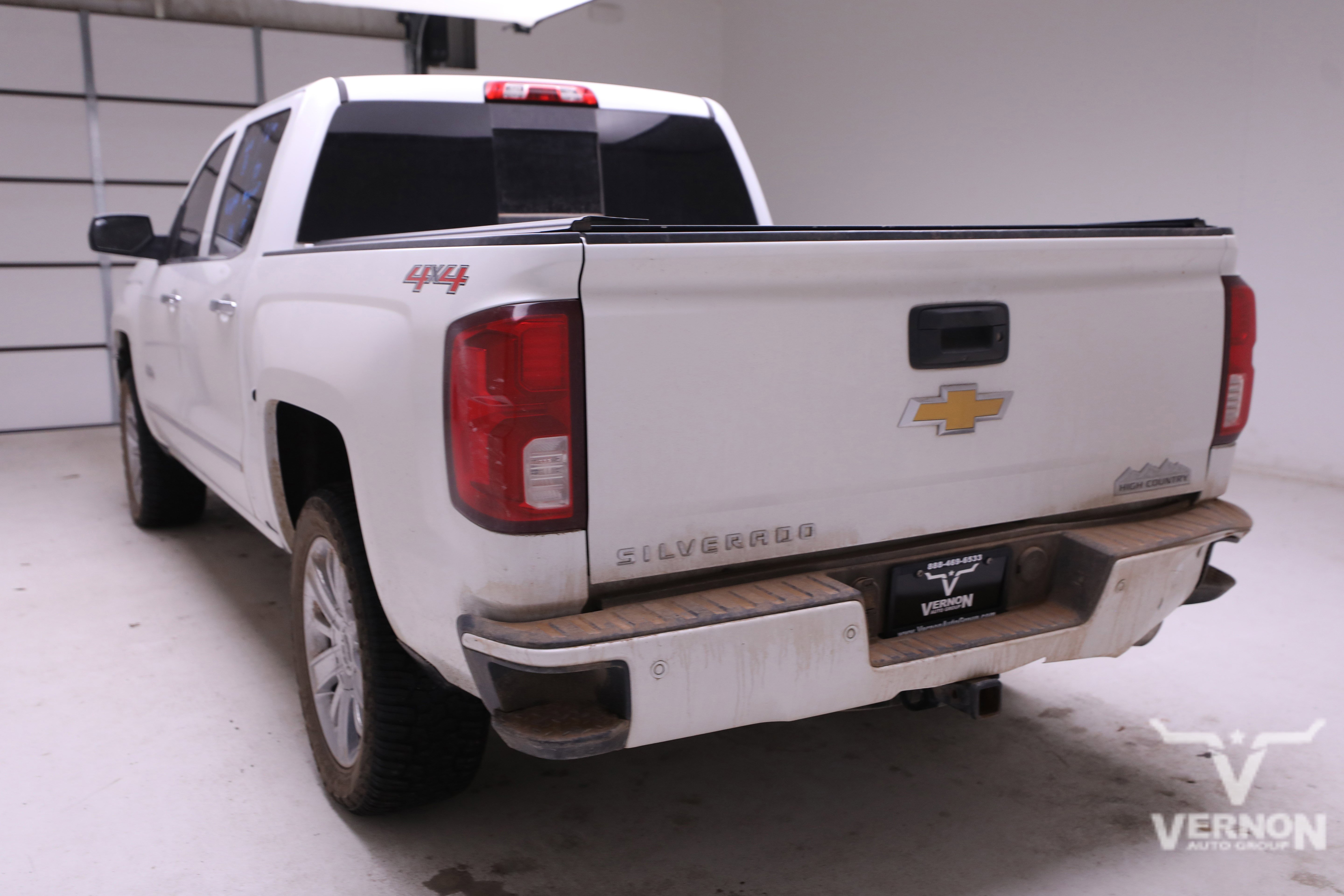 Used 2017 Chevrolet Silverado 1500 High Country with VIN 3GCUKTEJ3HG110000 for sale in Vernon, TX