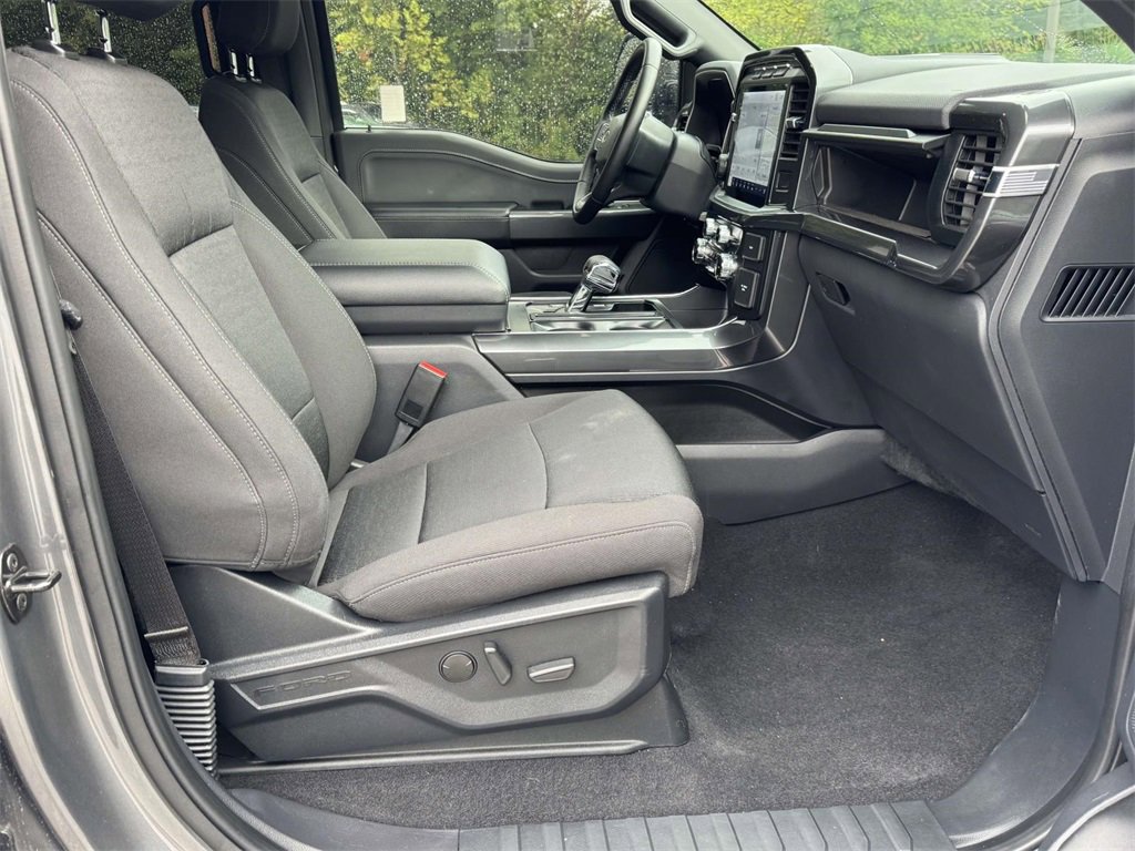 2023 Ford F-150 XLT photo 13