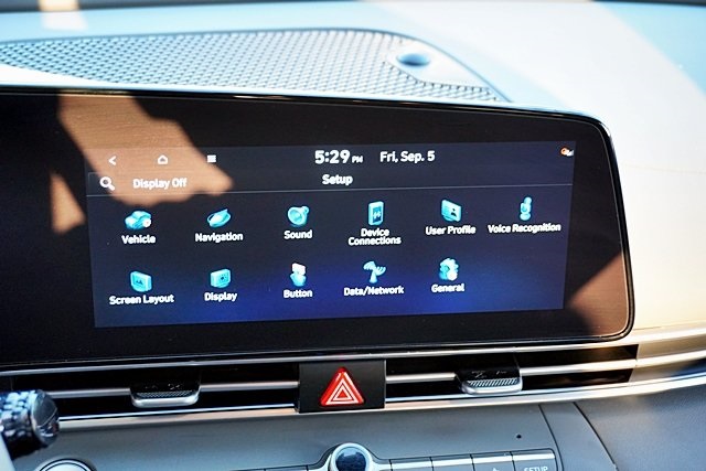 2024 Hyundai Elantra SEL photo 23
