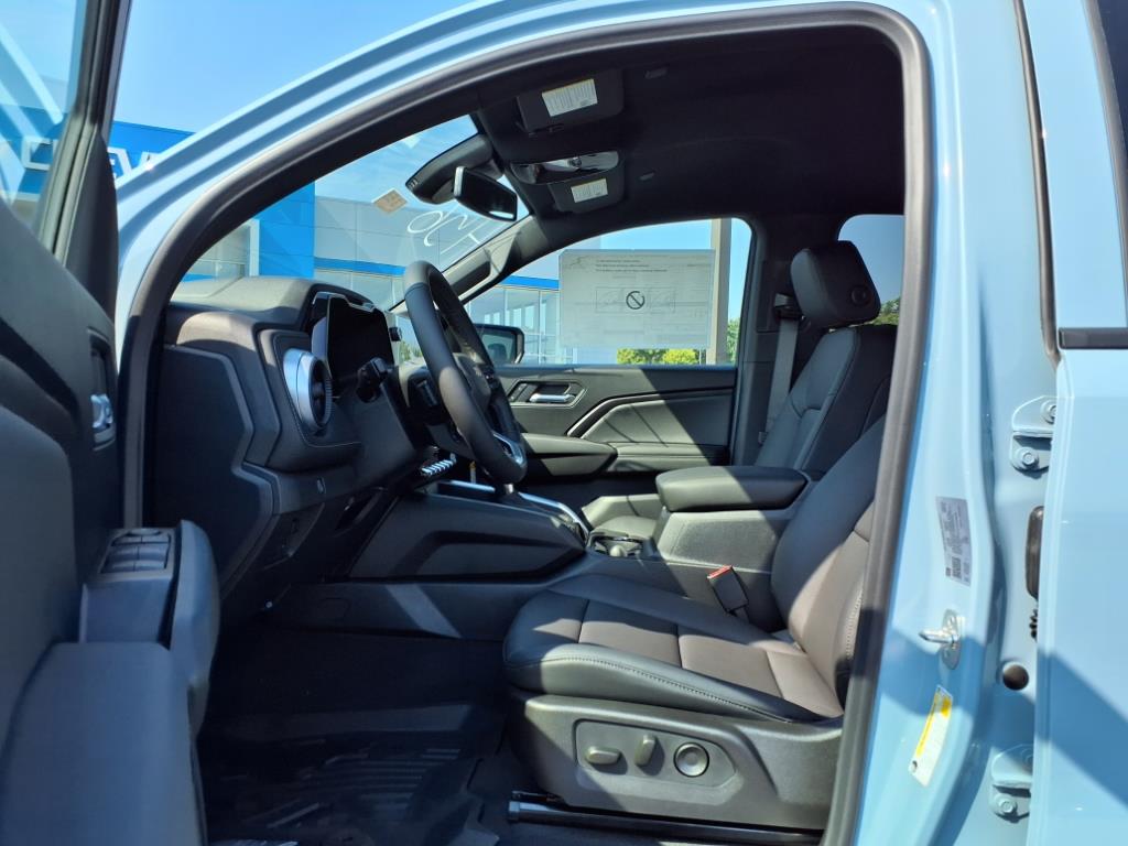 2026 Chevrolet Colorado LT photo 14