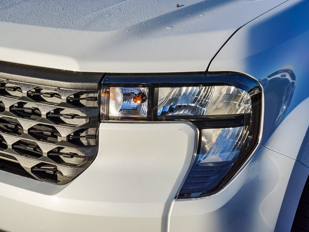 2025 Ford Maverick XLT photo 2