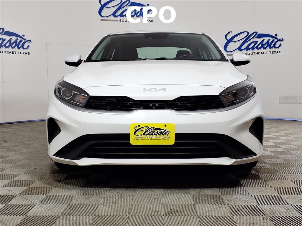 2024 Kia Forte LXS photo 3