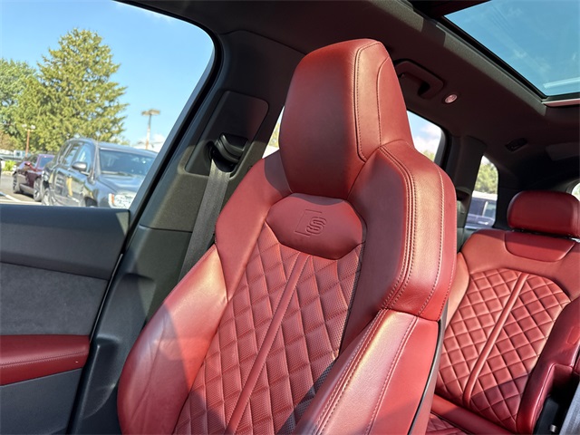 2021 Audi SQ7 Prestige photo 22