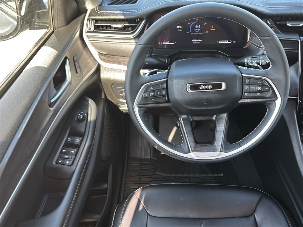 2023 Jeep Grand Cherokee Limited photo 15