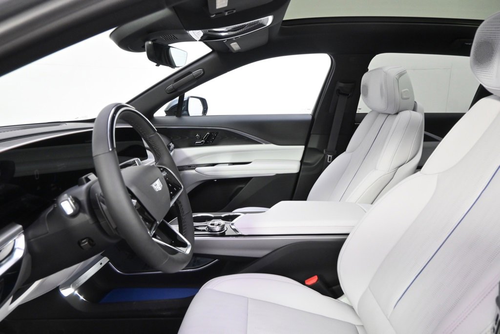 2025 Cadillac Lyriq Sport photo 12