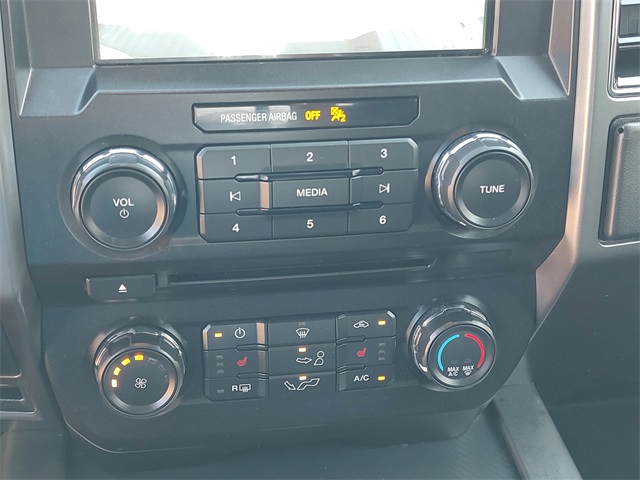 2018 Ford F-150 XLT photo 16