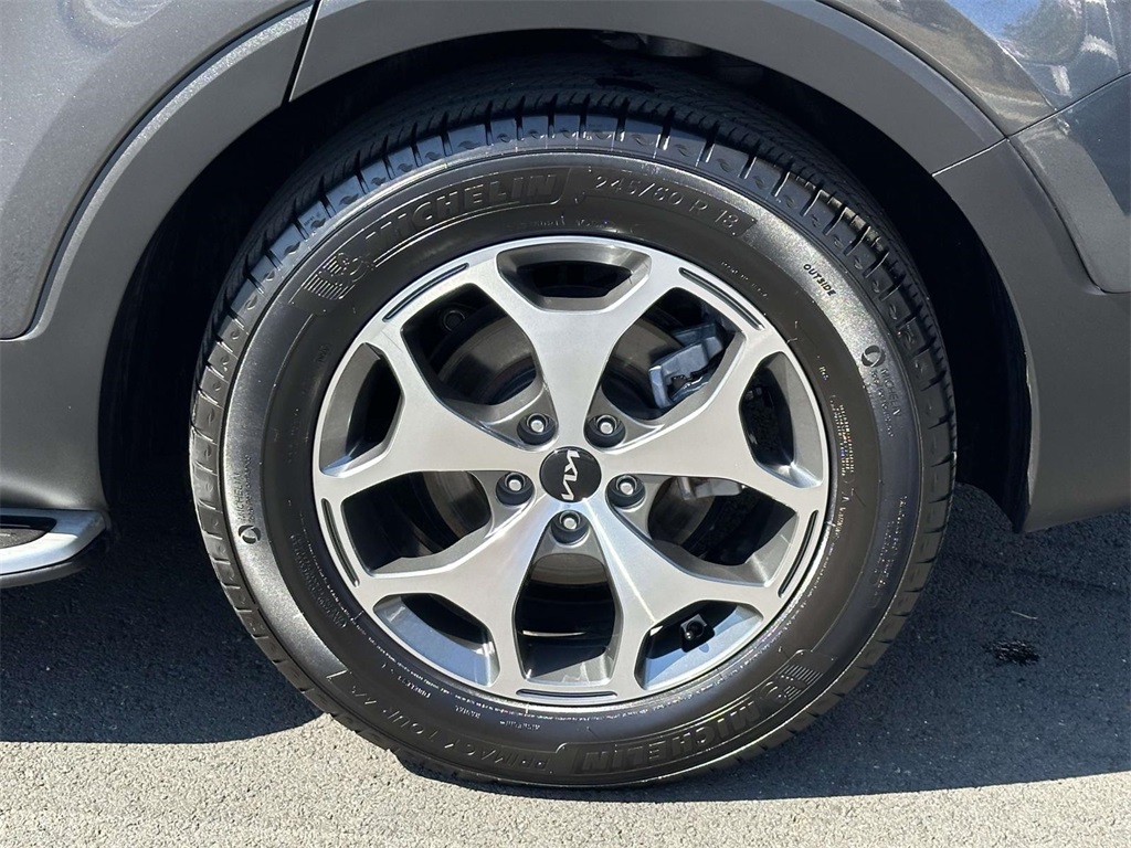 2022 Kia Telluride EX photo 12