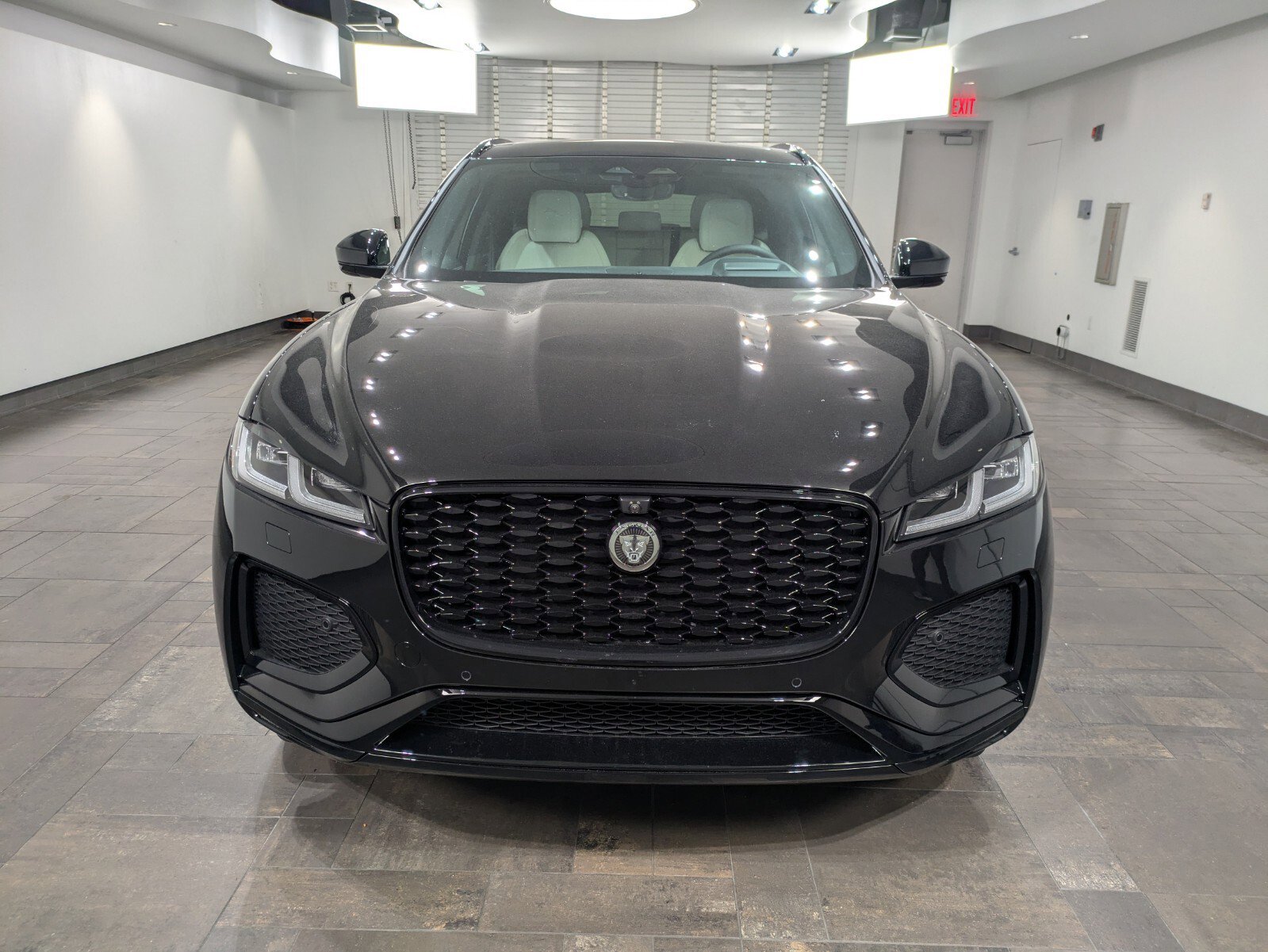 2026 Jaguar F-PACE P250 R-Dynamic S photo 2